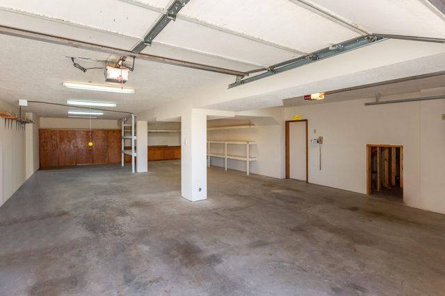 14325 Skyline Road NE, Albuquerque, NM 87123