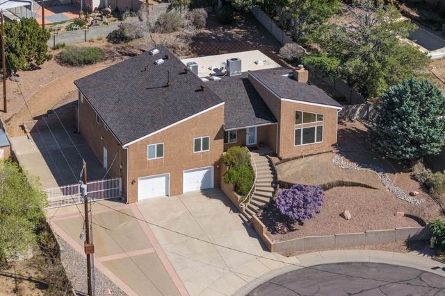 14325 Skyline Road NE, Albuquerque, NM 87123