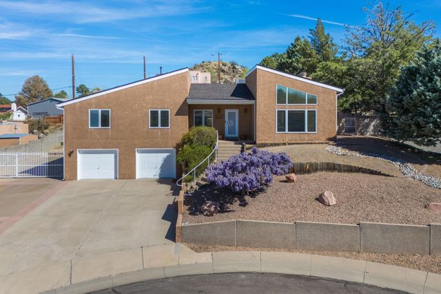 14325 Skyline Road NE, Albuquerque, NM 87123