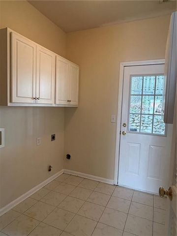 4012 Howell Park Road, Duluth, GA 30096