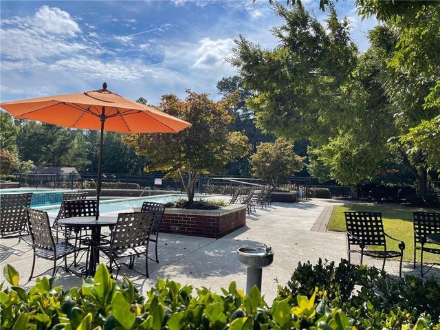 4012 Howell Park Road, Duluth, GA 30096