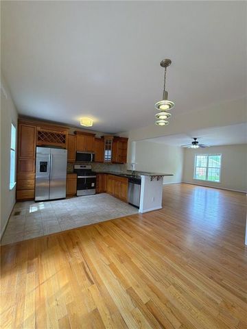 4012 Howell Park Road, Duluth, GA 30096