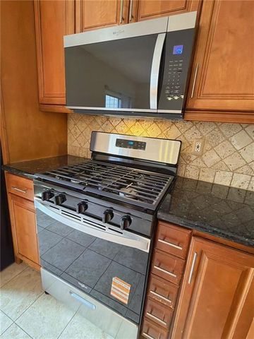 4012 Howell Park Road, Duluth, GA 30096