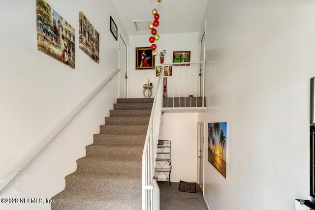 5201 ATLANTIC Boulevard 128, Jacksonville, FL 32207