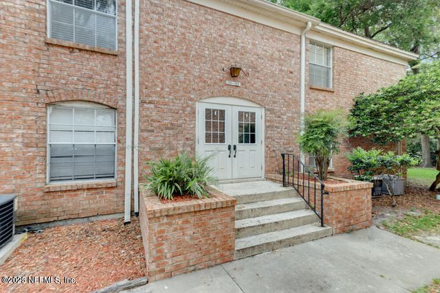 5201 ATLANTIC Boulevard 128, Jacksonville, FL 32207