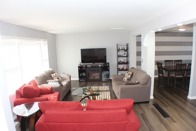 5113 44th Avenue, Moline, IL 61265