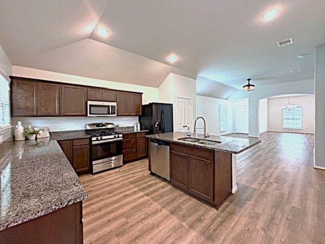 1039 Blue Moon Court, Conroe, TX 77301