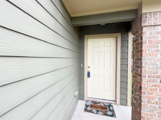 1039 Blue Moon Court, Conroe, TX 77301