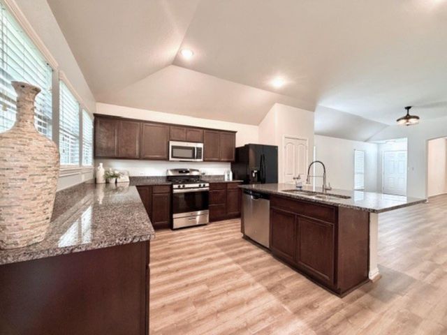 1039 Blue Moon Court, Conroe, TX 77301
