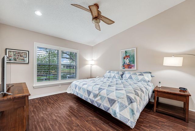 8590 Logia Circle, Boynton Beach, FL 33472