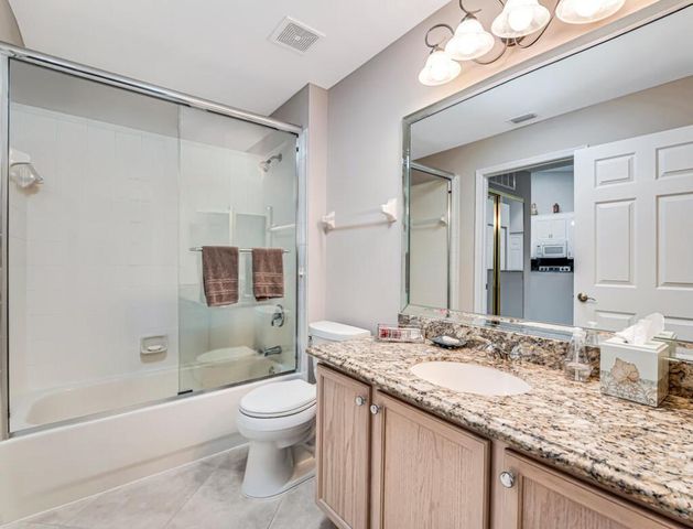 8590 Logia Circle, Boynton Beach, FL 33472