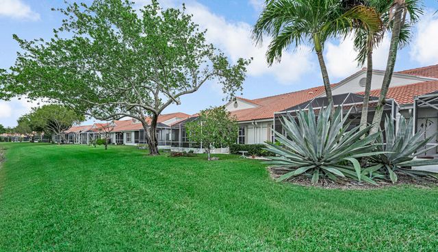 8590 Logia Circle, Boynton Beach, FL 33472