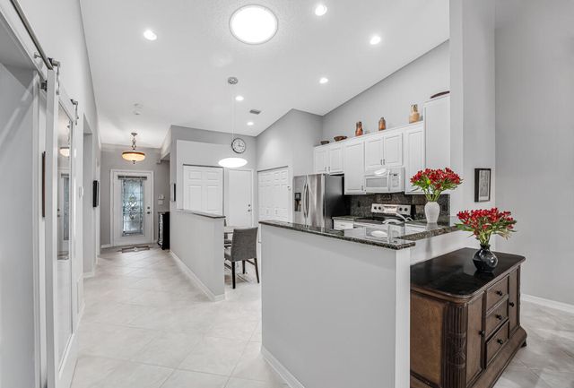 8590 Logia Circle, Boynton Beach, FL 33472