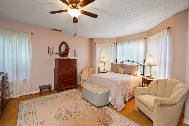 306 Wilson Street, Lake Dallas, TX 75065