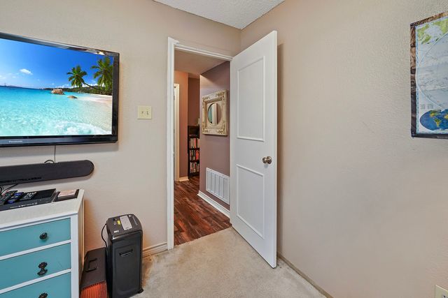 306 Wilson Street, Lake Dallas, TX 75065
