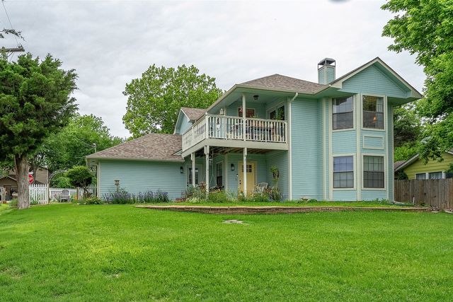306 Wilson Street, Lake Dallas, TX 75065