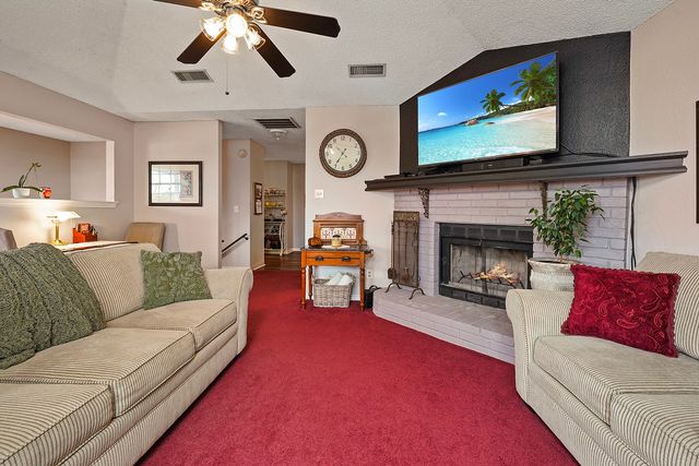 306 Wilson Street, Lake Dallas, TX 75065