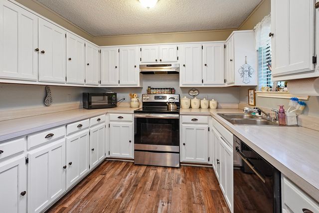 306 Wilson Street, Lake Dallas, TX 75065