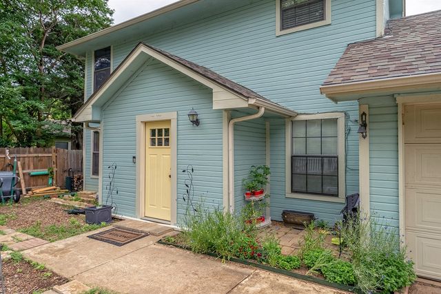 306 Wilson Street, Lake Dallas, TX 75065