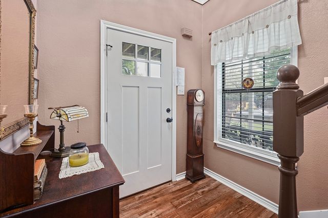 306 Wilson Street, Lake Dallas, TX 75065