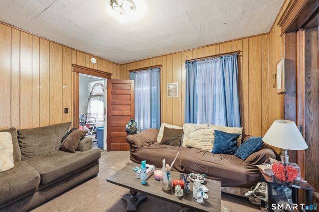 15 Matson Court, Waterbury, CT 06704