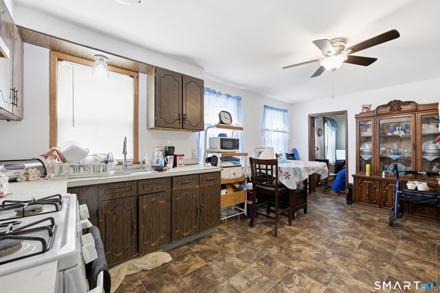 15 Matson Court, Waterbury, CT 06704