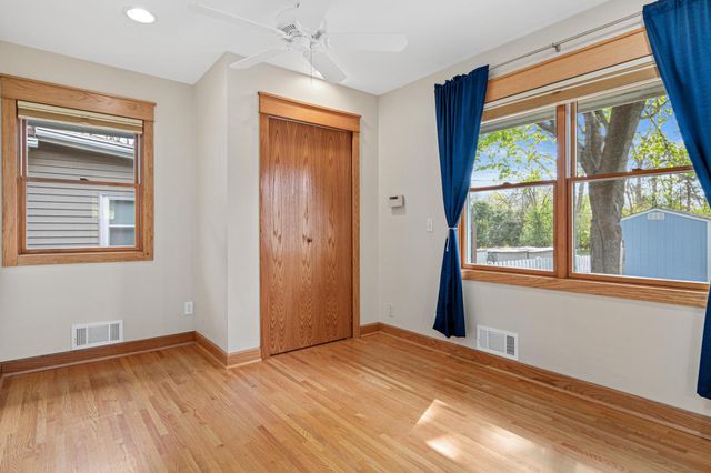 1646 Middleton Avenue, Saint Paul, MN 55116
