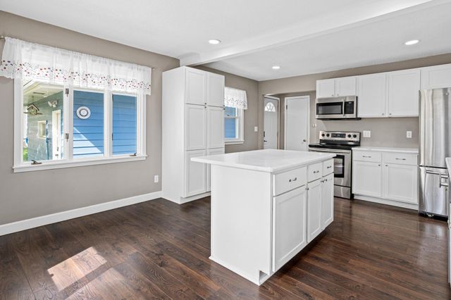 1646 Middleton Avenue, Saint Paul, MN 55116