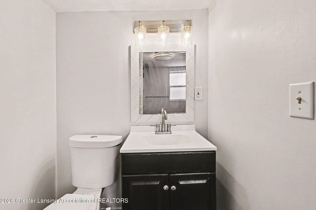 1408 Glenrose Avenue, Lansing, MI 48915
