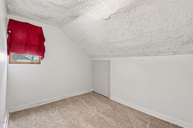 1408 Glenrose Avenue, Lansing, MI 48915