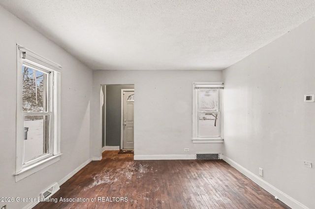 1408 Glenrose Avenue, Lansing, MI 48915