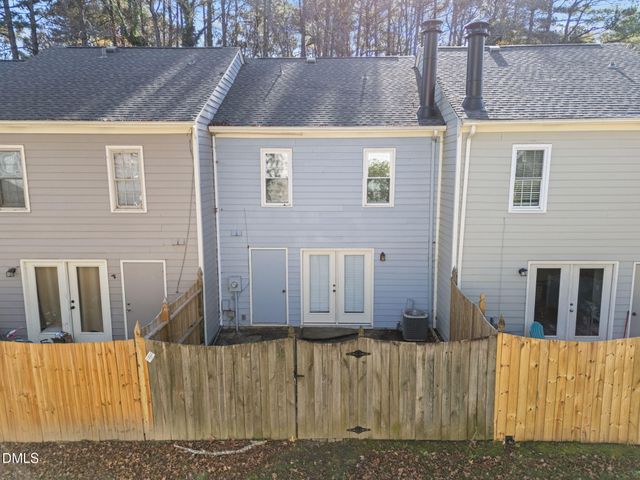 1524 Township Circle, Raleigh, NC 27609