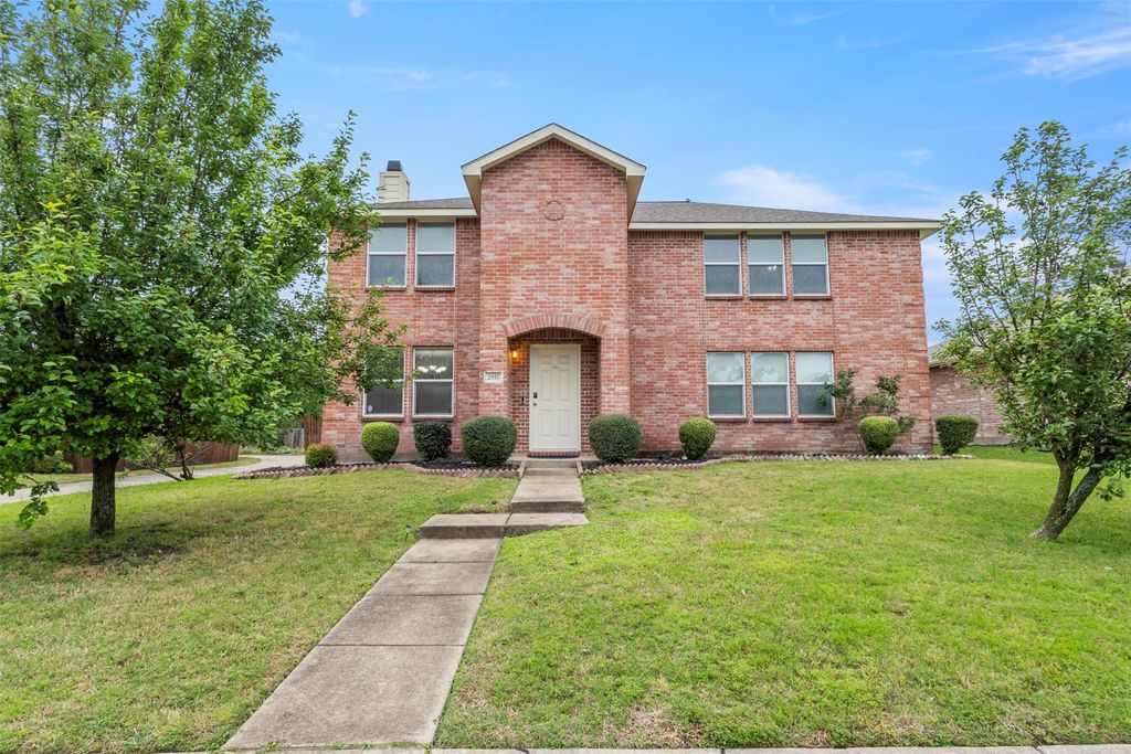 2817 Lake Terrace Drive, Wylie, TX 75098