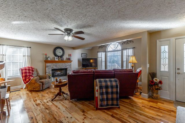 42 Hope Drive, Rock Spring, GA 30739