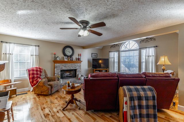 42 Hope Drive, Rock Spring, GA 30739