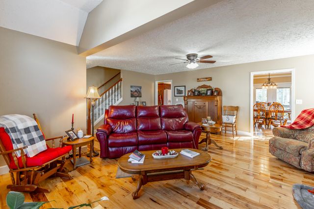 42 Hope Drive, Rock Spring, GA 30739