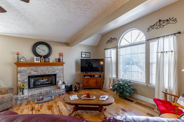 42 Hope Drive, Rock Spring, GA 30739