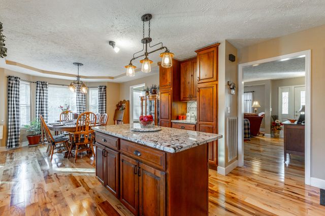 42 Hope Drive, Rock Spring, GA 30739