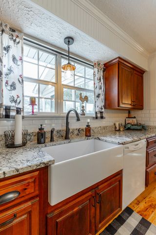 42 Hope Drive, Rock Spring, GA 30739