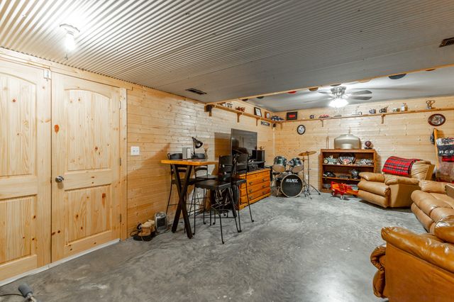 42 Hope Drive, Rock Spring, GA 30739