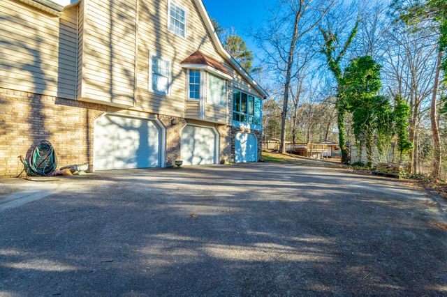 42 Hope Drive, Rock Spring, GA 30739