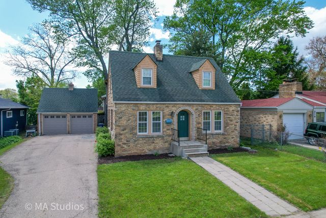 216 Wilcox Avenue, Elgin, IL 60123