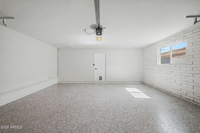 611 E ERIE Drive, Tempe, AZ 85282