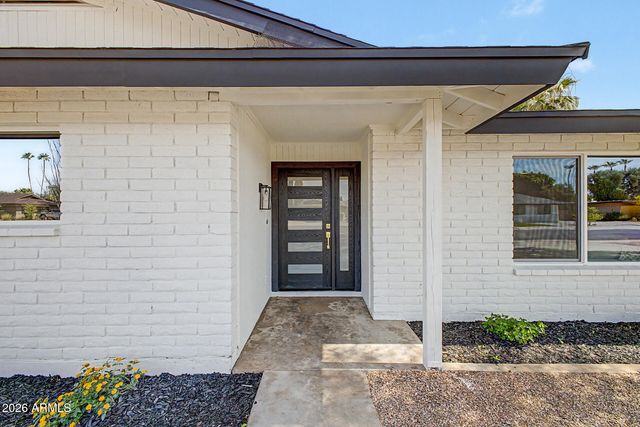 611 E ERIE Drive, Tempe, AZ 85282
