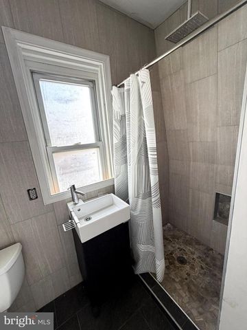 432 DIAMOND ST, Philadelphia, PA 19122