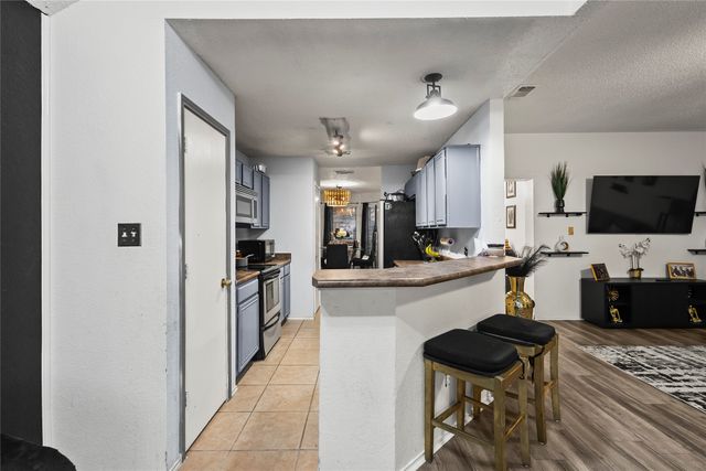 2831 Saint Johns Avenue, Lancaster, TX 75146