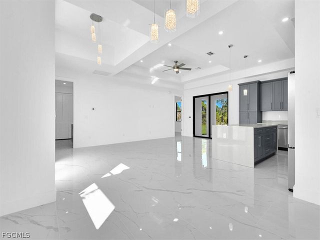 1033 Bassinger AVE S, Lehigh Acres, FL 33974