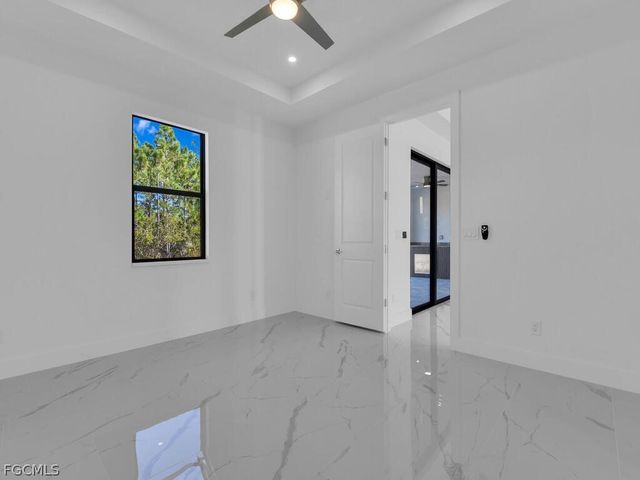 1033 Bassinger AVE S, Lehigh Acres, FL 33974