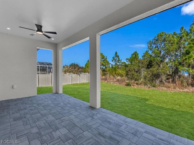 1033 Bassinger AVE S, Lehigh Acres, FL 33974