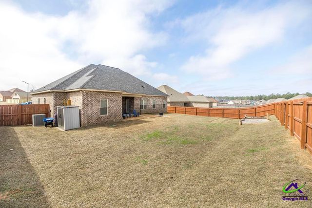 205 Foxberry Nook, Kathleen, GA 31047